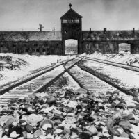 AUSCHWITZ - PORTADA